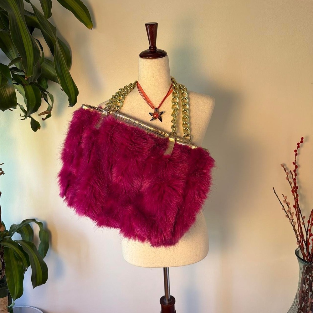 Betsey Johnson Hot Pink Faux Fur Gold Chain Large Tote Bag Y2K Mcbling